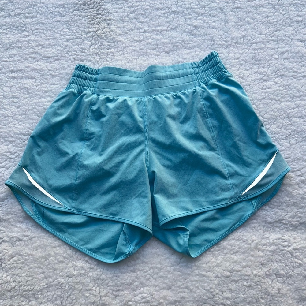 Lululemon Hotty hot shorts size 6